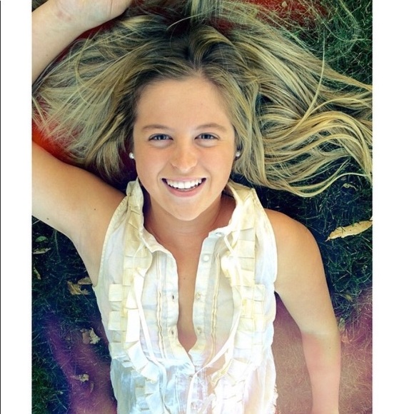 Meet Your Posher, Jen! - Picture 1 of 1